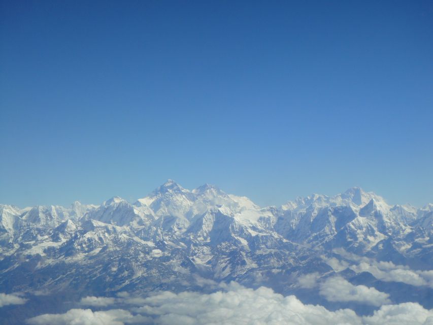 1 hour Panoramic Flight Around Mt. Everest - Why a one-hour Everest flight makes sense