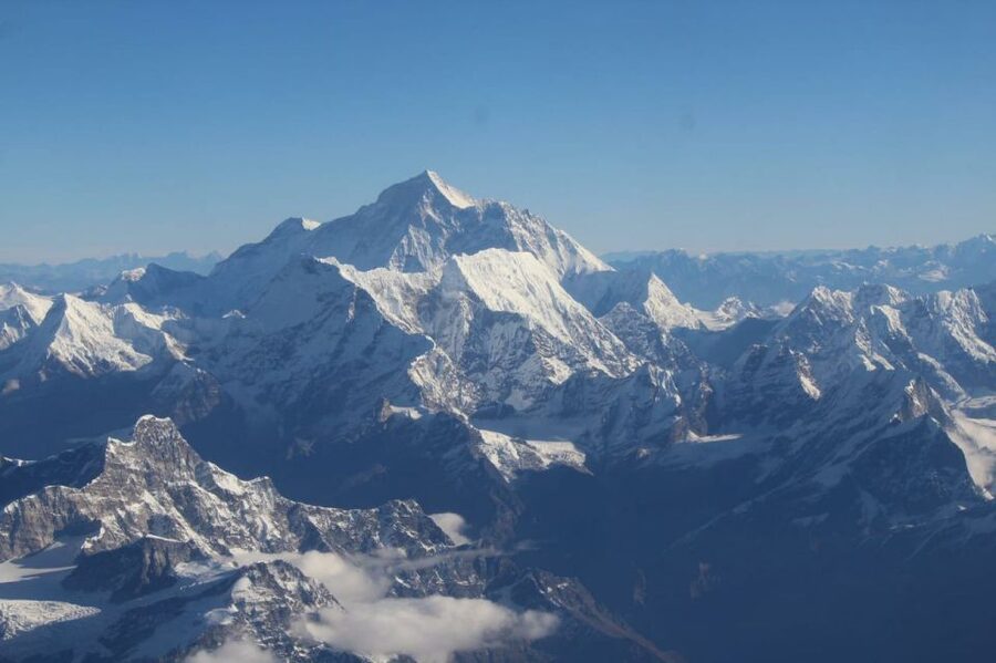 1 hour Panoramic Flight Around Mt. Everest - One full hour of aerial sightseeing