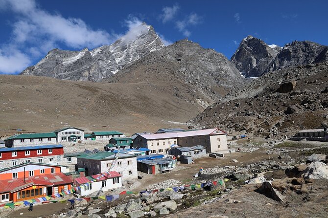 12 Days Everest Base Camp Trek - Day 6: Nagarjuna hill and a second acclimatization day