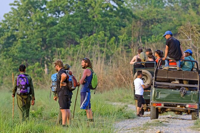 3 Day Chitwan National Park, Jungle Safari Package all Inclusive - Day 1: From Kathmandu to a Chitwan Resort
