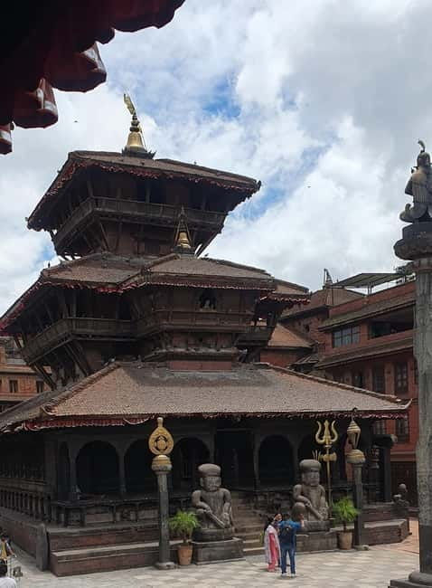 4 Days Kathmandu Cultural Tour & Himalayas Views - Bhaktapur preserves a medieval city feel