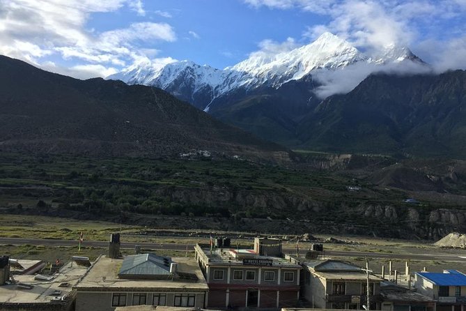 5 Days Adventures Lower Mustang Trip by 4WD Jeep - How the guides affect the experience