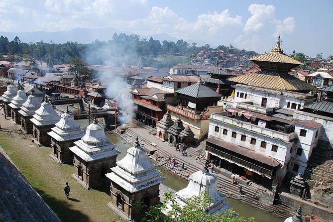 5 Days Hiking, Tour, Meditation and Yoga Retreat in Kathmandu, Nepal - Day 2: Pashupatinath and Boudhanath between yoga sessions
