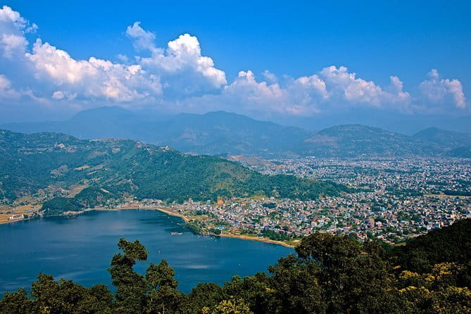 7 Day Mardi Himal Trek with Chitwan Jungle Safari Tour - Day 5: Pokhara to Chitwan and a first look at Tharu culture