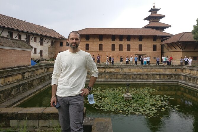 7 days Nepal Motorcycle tour - Day 5: A second look at Lumbini, then onward to Chitwan