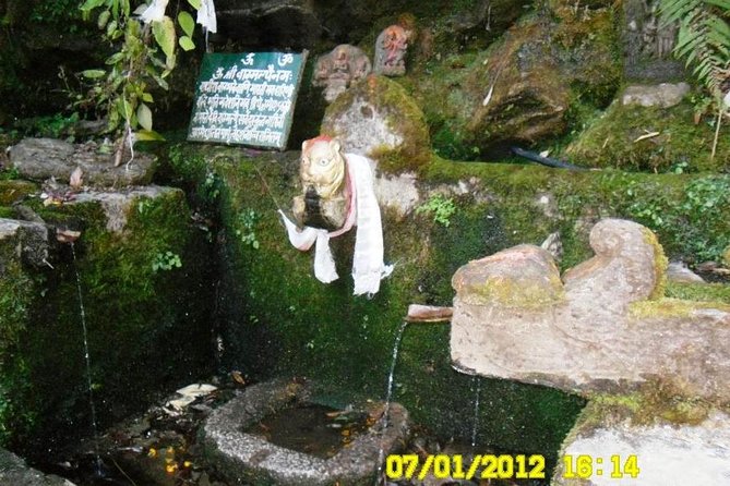 A day hike from Kathmandu to Bagadwaar - Starting at Budhanilkantha’s Reclining Vishnu