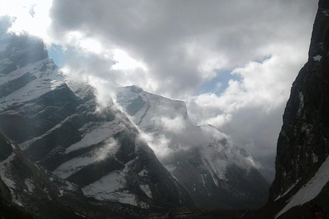 Annapurna base camp -9 days - Day 7: Sunrise at Annapurna Base Camp and the long descent