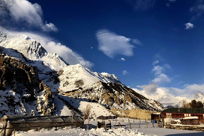 Annapurna Circuit Trek - Dharapani to Chame Through Forest and Rock