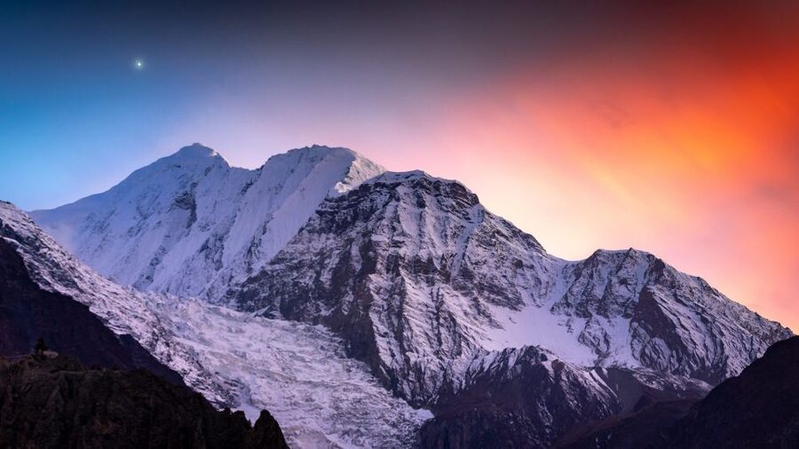 Annapurna Circuit Trek: Short 10 Days Full Board Package - Besisahar to Chame by shared jeep