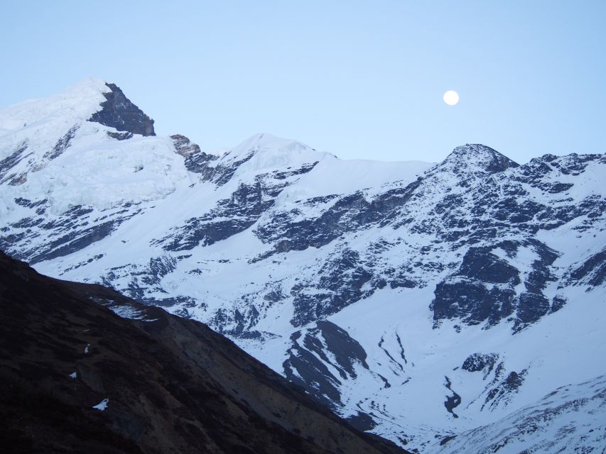 Annapurna Circuit Trekking 13 Days - Day 3: Dharapani to Chame and the first higher mountain feel