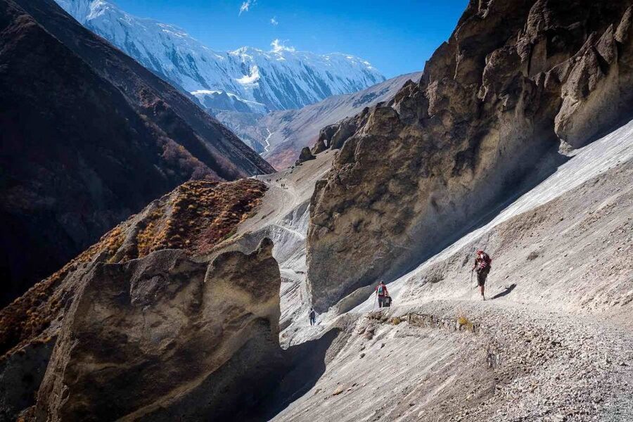 Annapurna Circuit Treks - Syange to Chame, from river valleys to mountain country