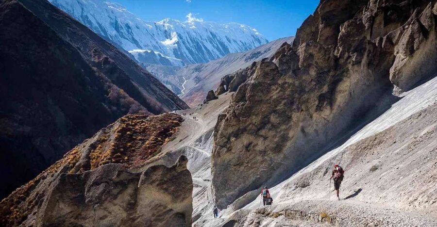 Annapurna Circuit Treks - Kathmandu arrival and the road to Syange