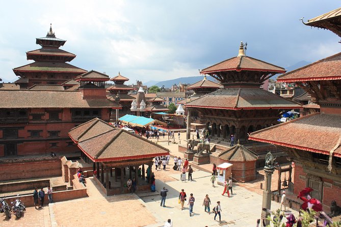 Bhaktapur darbar, Patan Darbar square & Changu Narayan in 1 day - Who will enjoy this tour most?