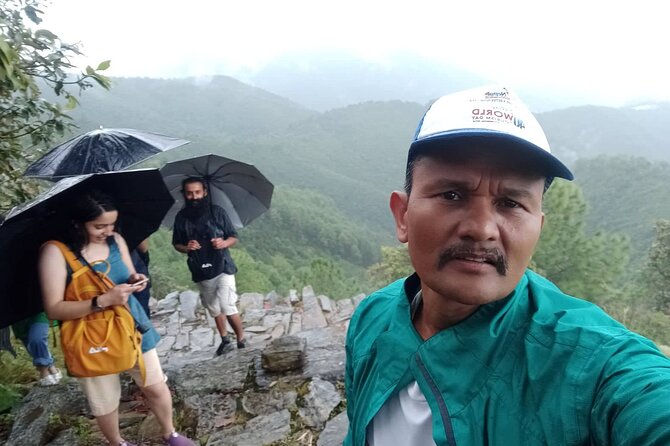 Champadevi 2285m a full day (6-7 hr) nature hiking in Kathmandu - The descent to Kirtipur