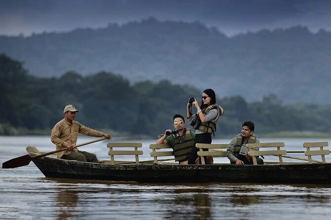 Chitwan Elegance: A 3-Day Luxury Wildlife Experience - Why this Chitwan package works well