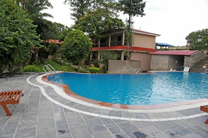Chitwan Jungle Safari All-Inclusive Package from Kathmandu - The first afternoon: Tharu village and jeep safari