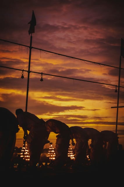 Divine Dusk: The Pashupatinath Evening Aarti Private Tour - Why Pashupatinath feels different at dusk