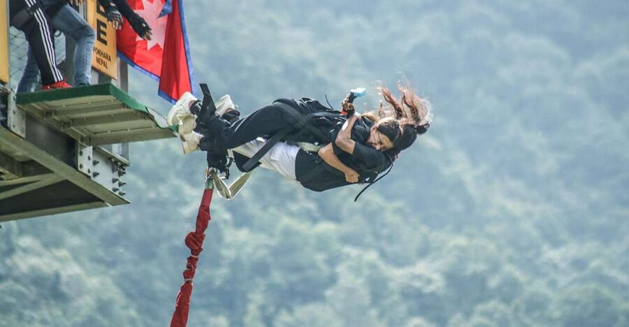 Double Dare: Tandem Bungee Adventure - The transfer and the changing view