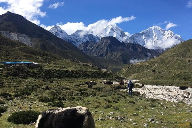 Everest base camp flight over by Helicopter from Kathmandu - The 6:00 am pickup from Kathmandu