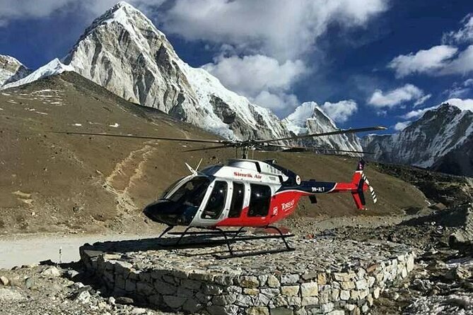 Everest Base Camp Helicopter Tour Stop at Hotel Everest View. - Landing at Hotel Everest View in Khumjung