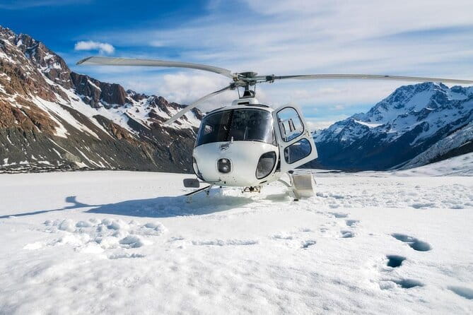 Everest Base Camp trek with Helicopter return 9 days - Day 7: Toward Dingboche and the Khumbu Glacier