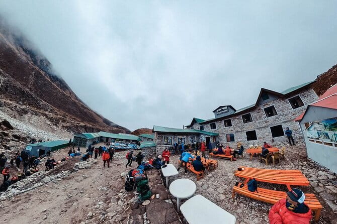 Everest Base Camp trek with Helicopter return 9 days - Day 2: Kathmandu to Lukla and the walk to Phakding