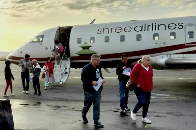 Everest Flight , Mountain Flight in Nepal , Everest Experience - What the view is really like