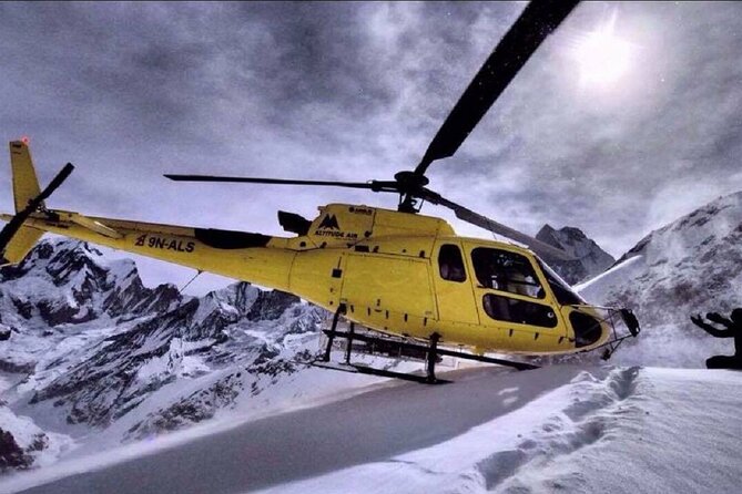 Everest Helicopter Tour - Kala Patthar and Everest Base Camp from the air