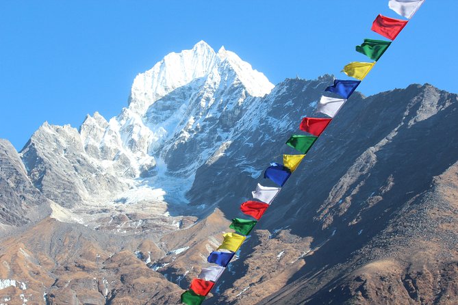 Everest Three Pass Trek - Days 2 and 3: River trails and acclimatization in Namche