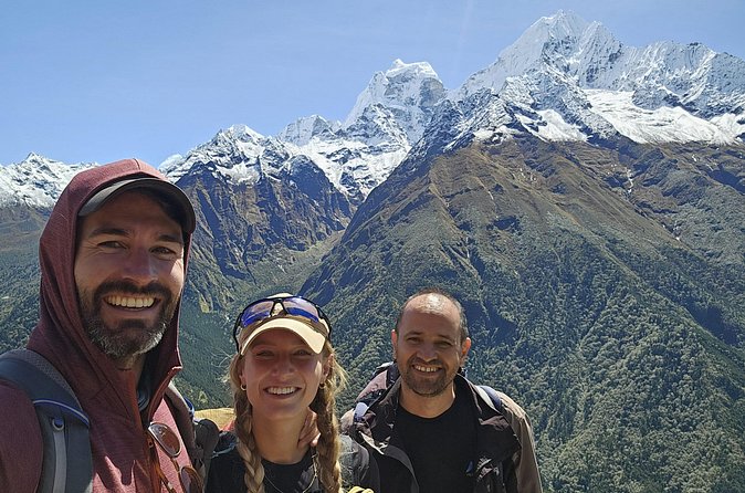 Everest Three Passes Trek 16 Days - Day 7: Crossing Kongma La to Lobuche