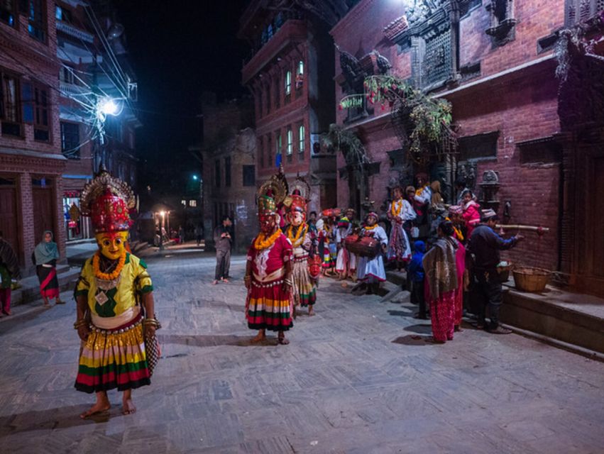 From Kathmandu: Half-Day Guided Tour of Bhaktapur - Guides, language, and the quality of the visit