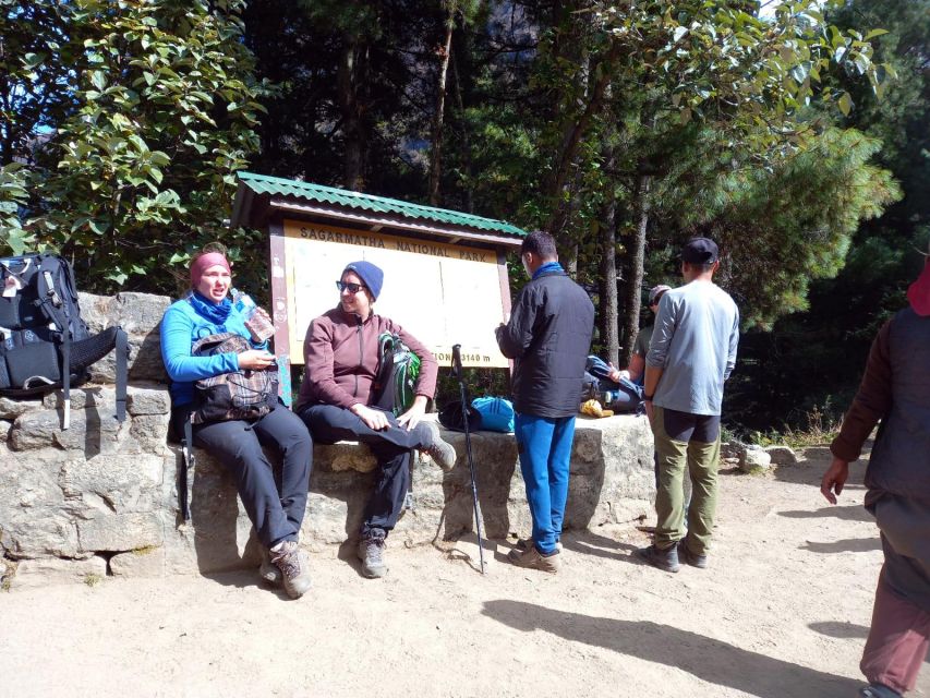 From Kathmandu/Lukla: Everest View 5-Day Trek - Day 4: The long descent back to Lukla
