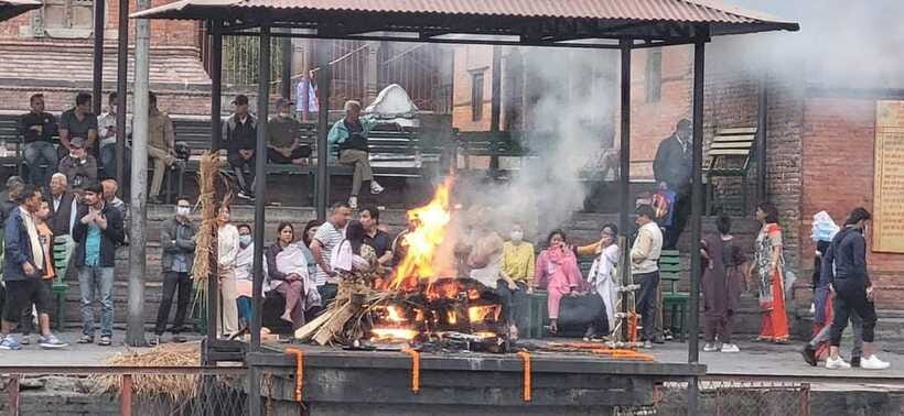 From Kathmandu: Pashupatinath, Boudhanath and Bhaktapur Tour - The real price: $71 plus entrance fees