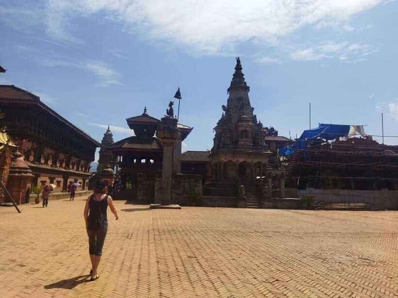 From Kathmandu: Pashupatinath, Boudhanath and Bhaktapur Tour - Should you book this private tour?