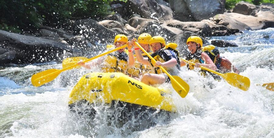 From Kathmandu / Pokhara / Chitwan: River Rafting - 1 Day - Meeting the rafting crew and learning the basics