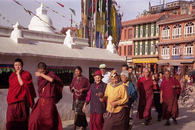 Full Day Kathmandu City Tour: Highlights of the Kathmandu Valley - Why the guide can make or break the day