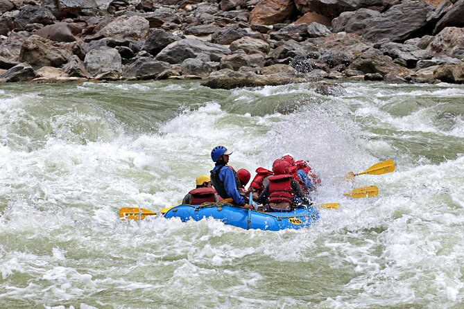 Full-Day Rafting Adventure in Trishuli River from Kathmandu - What the regular-season rapids feel like
