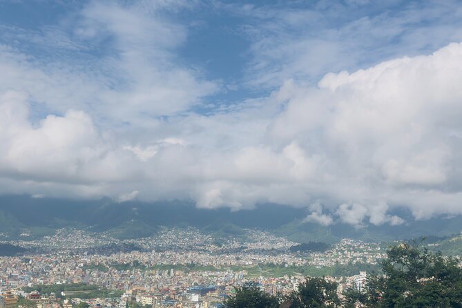 Golden Triangle Tour of Nepal- Kathmandu, Chitwan and Pokhara - Day 4: Wildlife by jeep, canoe, and foot