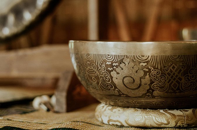 Guided Himalayan Singing Bowl Meditation for Stress Relief - What makes the private format valuable