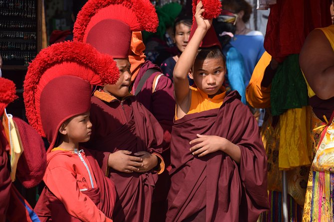 Half Day Boudhanath Stupa Tour in Kathmandu - Walking the 36-meter Boudhanath Stupa