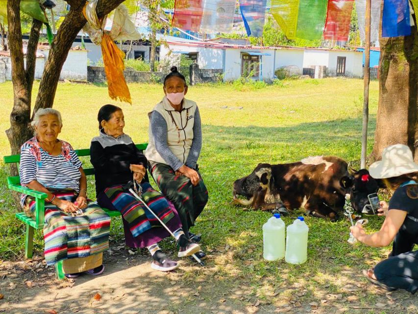 Half day Tibetan cultural tour - Starting from Lakeside and reaching the settlement
