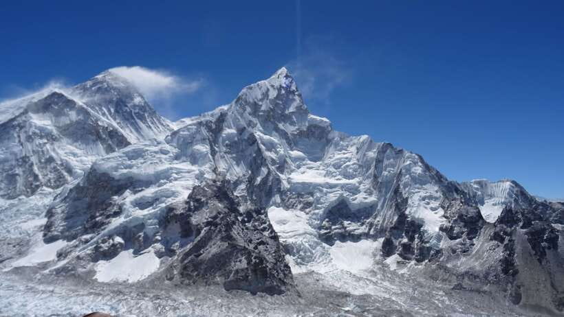 Kathmandu: 15-Day Everest Base Camp Trek with Guide - Days 8 and 9: Chhukung Valley and Lobuche