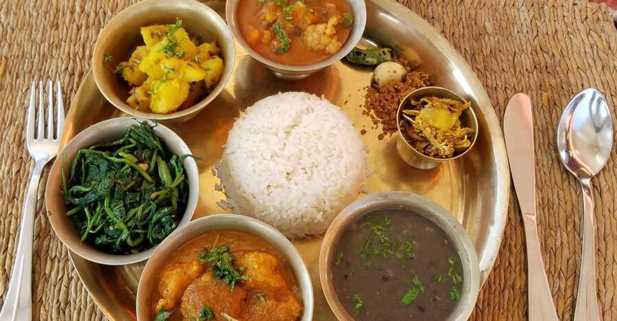 Kathmandu: 3-Hours of Cooking Class with Meals - Meeting the chef and choosing your menu