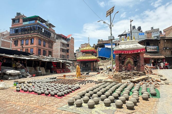 Kathmandu: 7 UNESCO World Heritage Private Day Tour with Lunch. - Changu Narayan: the final hilltop temple