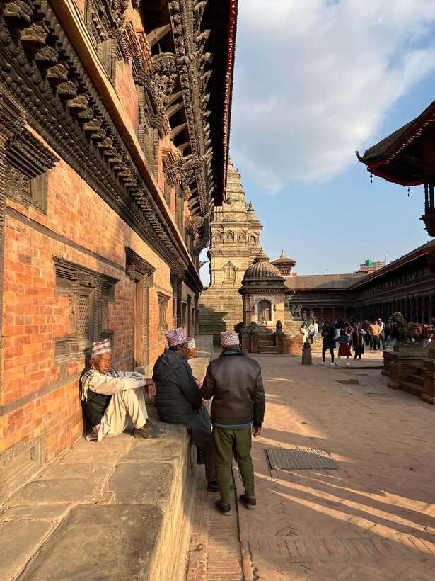 Kathmandu: 7 UNESCO World Heritage Sites Day Tour with lunch - Starting at Swayambhunath, the Monkey Temple