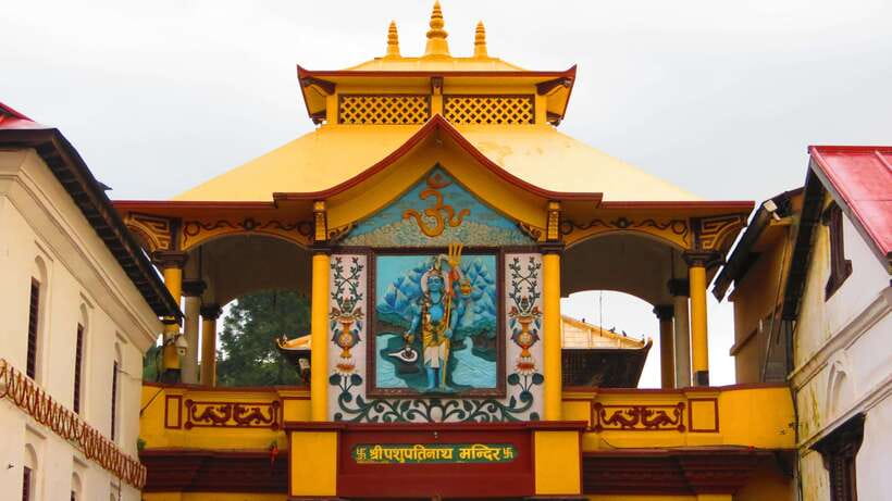 Kathmandu: 7 UNESCO World Heritage Sites Guided Tour - Swayambhunath and the monkeys on the hill