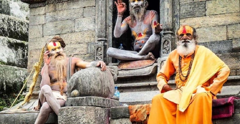 Kathmandu: 7 UNESCO World Heritage Sites Guided Tour - Boudhanath, a great white stupa and Tibetan traditions