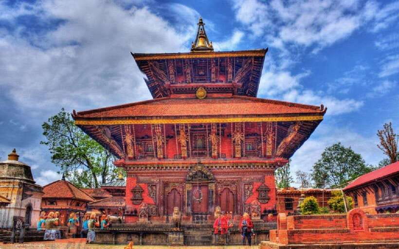 Kathmandu: 7 UNESCO World Heritage Sites Guided Tour - Kathmandu Durbar Square, where the capital’s old center begins