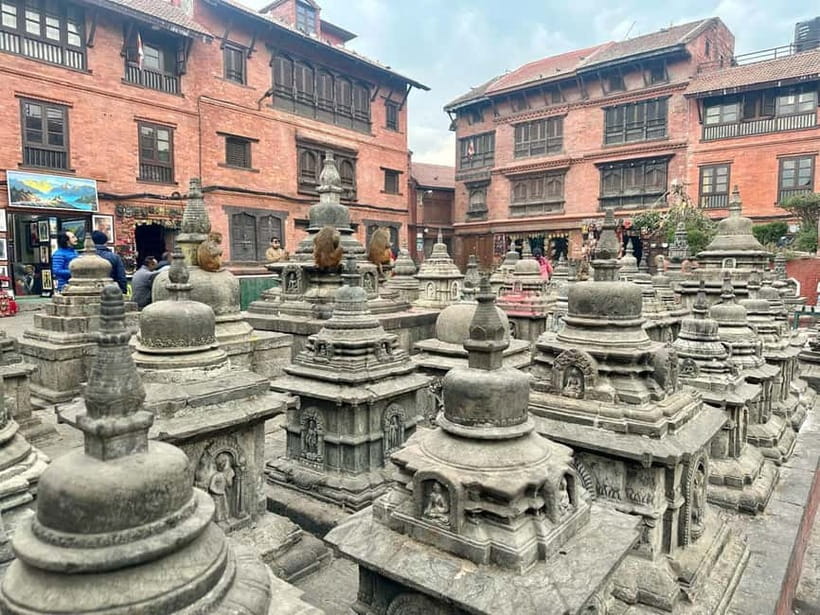 Kathmandu: A Photographer's Pilgrimage Tour to Swayambhunath - Two and a half hours around Swayambhunath