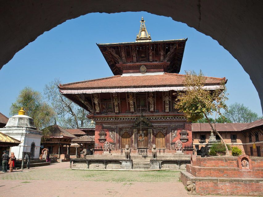 Kathmandu: All 7 UNESCO World Heritage Sites Day Tour - Bhaktapur Durbar Square, the third royal city